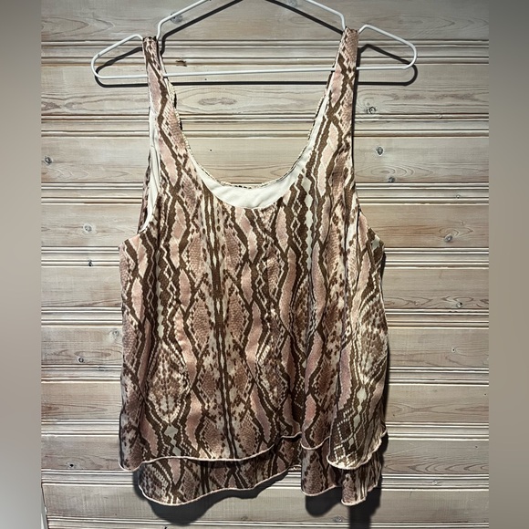 Tank Top - Dressy - Snake Skin print with sequence detail - Size L - Picture 3 of 6